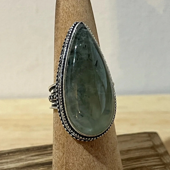 925 STAMPED STERLING SILVER OVERLAY PREHNITE GEMSTONE SIZE 7.75 - Picture 1 of 8